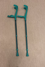 Load image into Gallery viewer, Kowsky Style Adult Forearm Crutches - w/ Soft Anatomical Handgrips